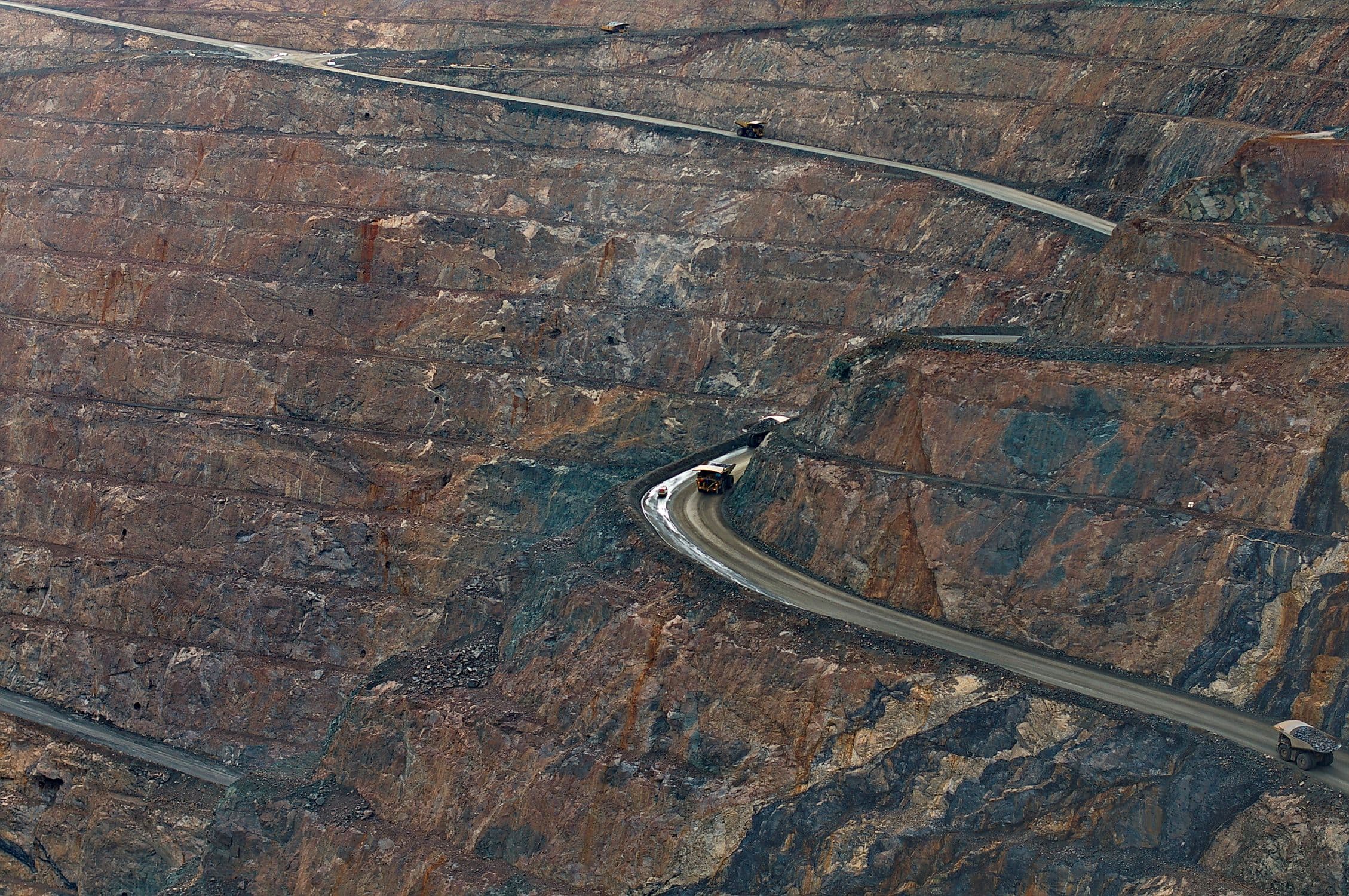 Open-pit haul roads, industry reference image